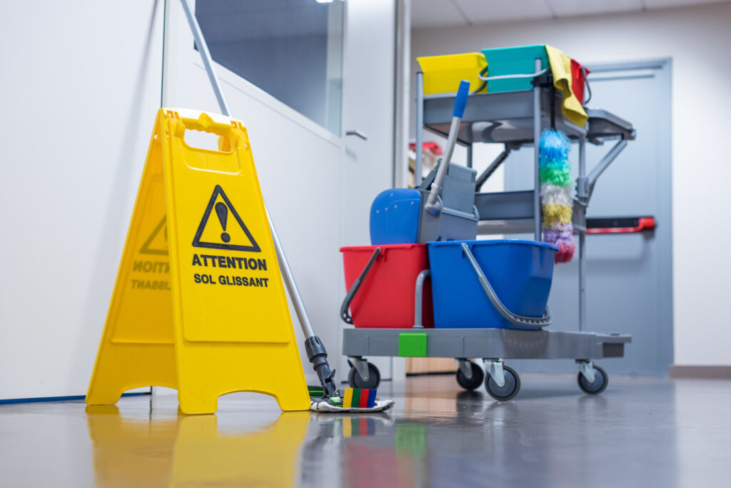 découvrez nos services de nettoyage public dans le 91, garantissant propreté et maintenance de vos espaces urbains. notre équipe professionnelle s'assure d'un environnement sain et accueillant pour tous. contactez-nous pour un devis personnalisé et améliorez la qualité de votre cadre de vie.